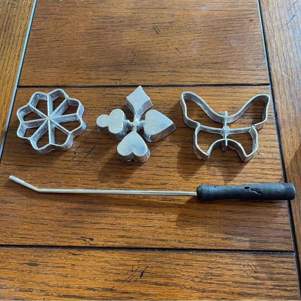 Vintage aluminum cookie